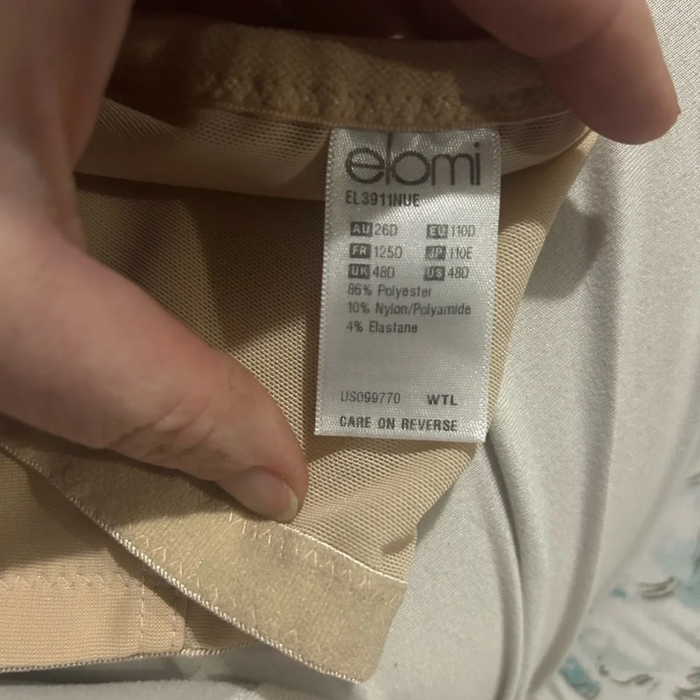 Elomi 3911 Smoothing Seam Free Underwire‎ Bra Nude 48D